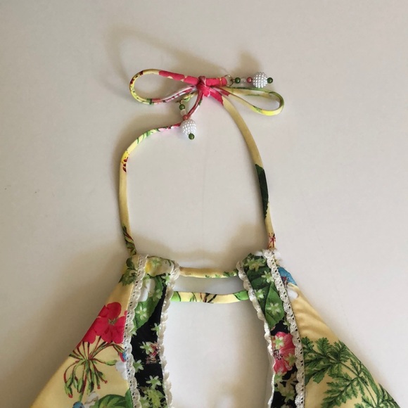 Isabella Rose Sweet Surrender Swimsuit Top - Picture 4 of 7